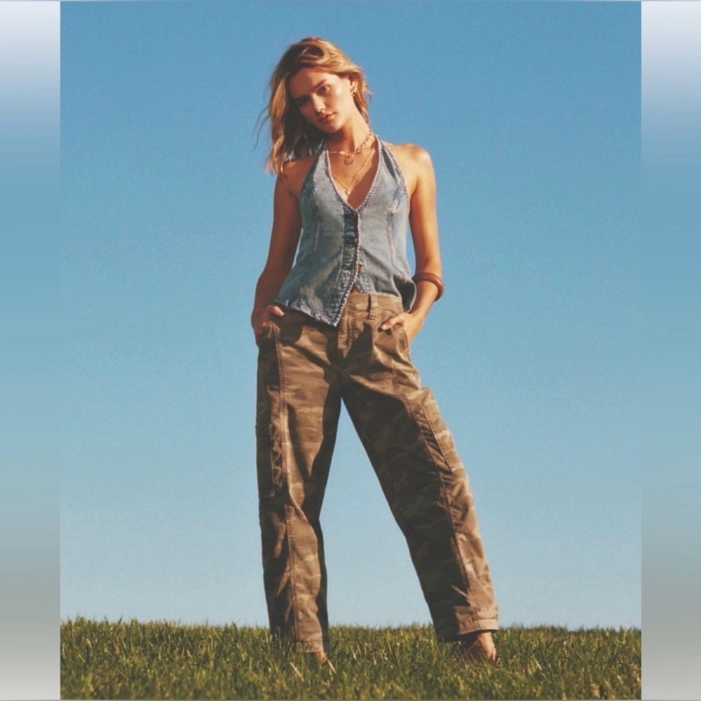 American Eagle Outfitters Camo Cargo Pants in Olive/Brown
